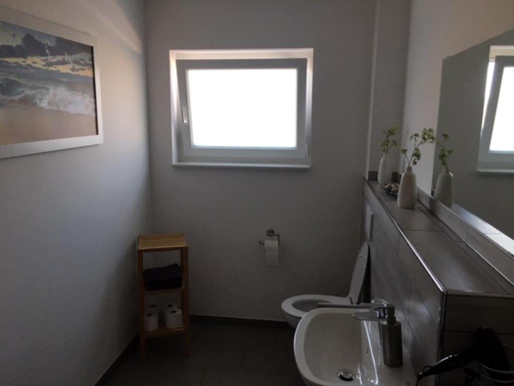 Gaeste Und Messezimmer Adelheidsdorf Exterior foto